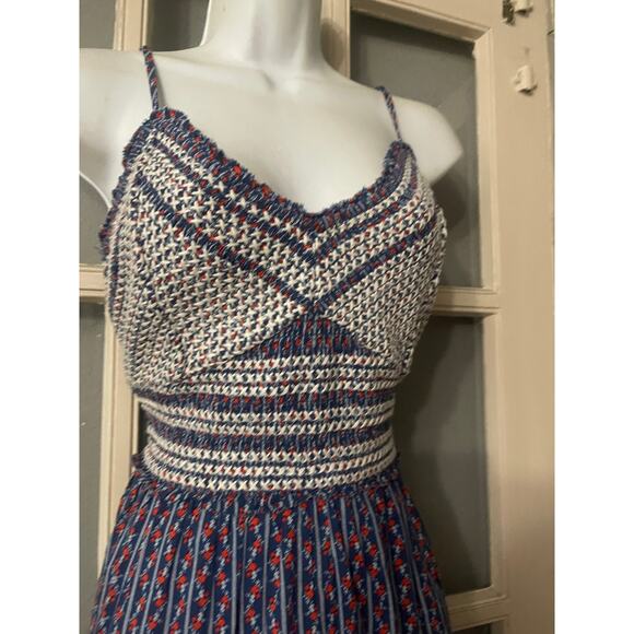 Old Navy‎ Fit & Flare Sleeveless Floral Bodice Midi Dress - Picture 7 of 12